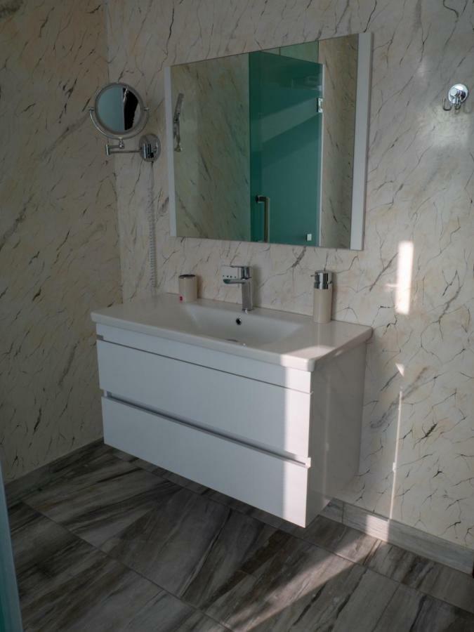 Boulevard Side Apartments Баку Екстериор снимка