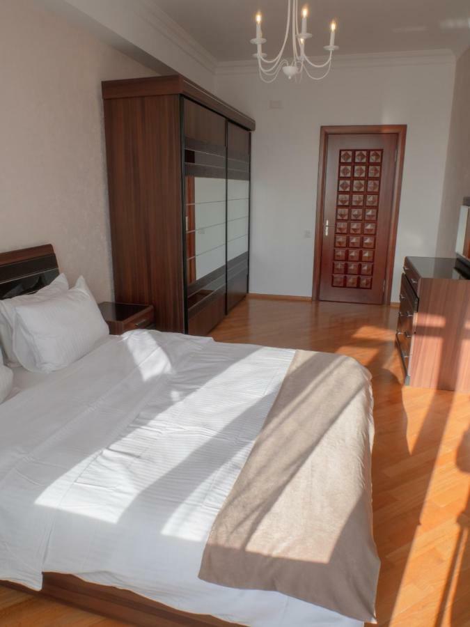 Boulevard Side Apartments Баку Екстериор снимка