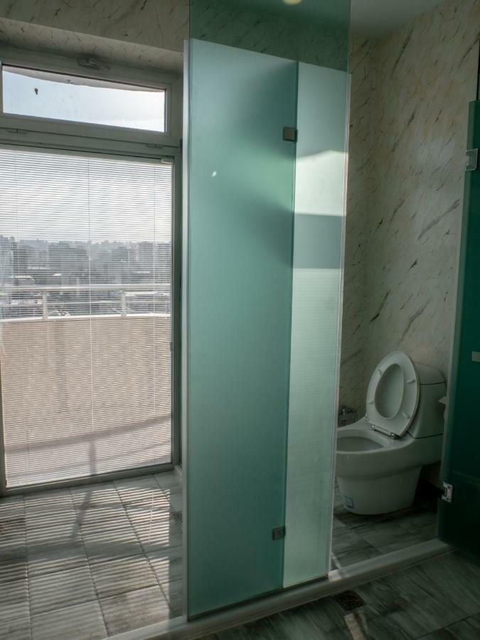 Boulevard Side Apartments Баку Екстериор снимка